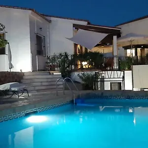 Peinado Grande Village Сasa de vacaciones Málaga